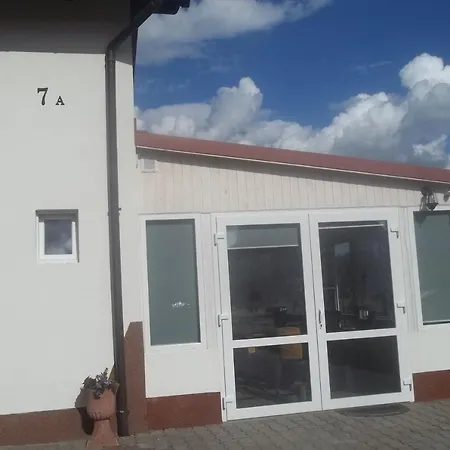 Na Cichej - Losiowka منزل للإقامة *