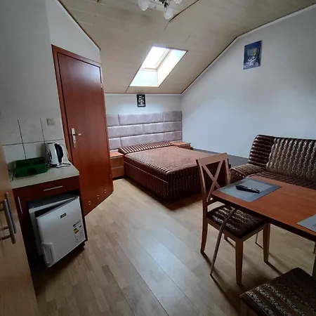 Na Cichej - Losiowka *