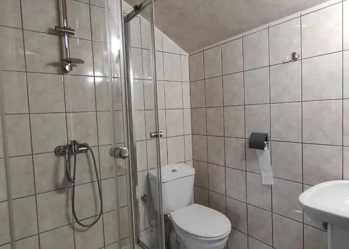 Na Cichej - Losiowka Rum i privatbostad *